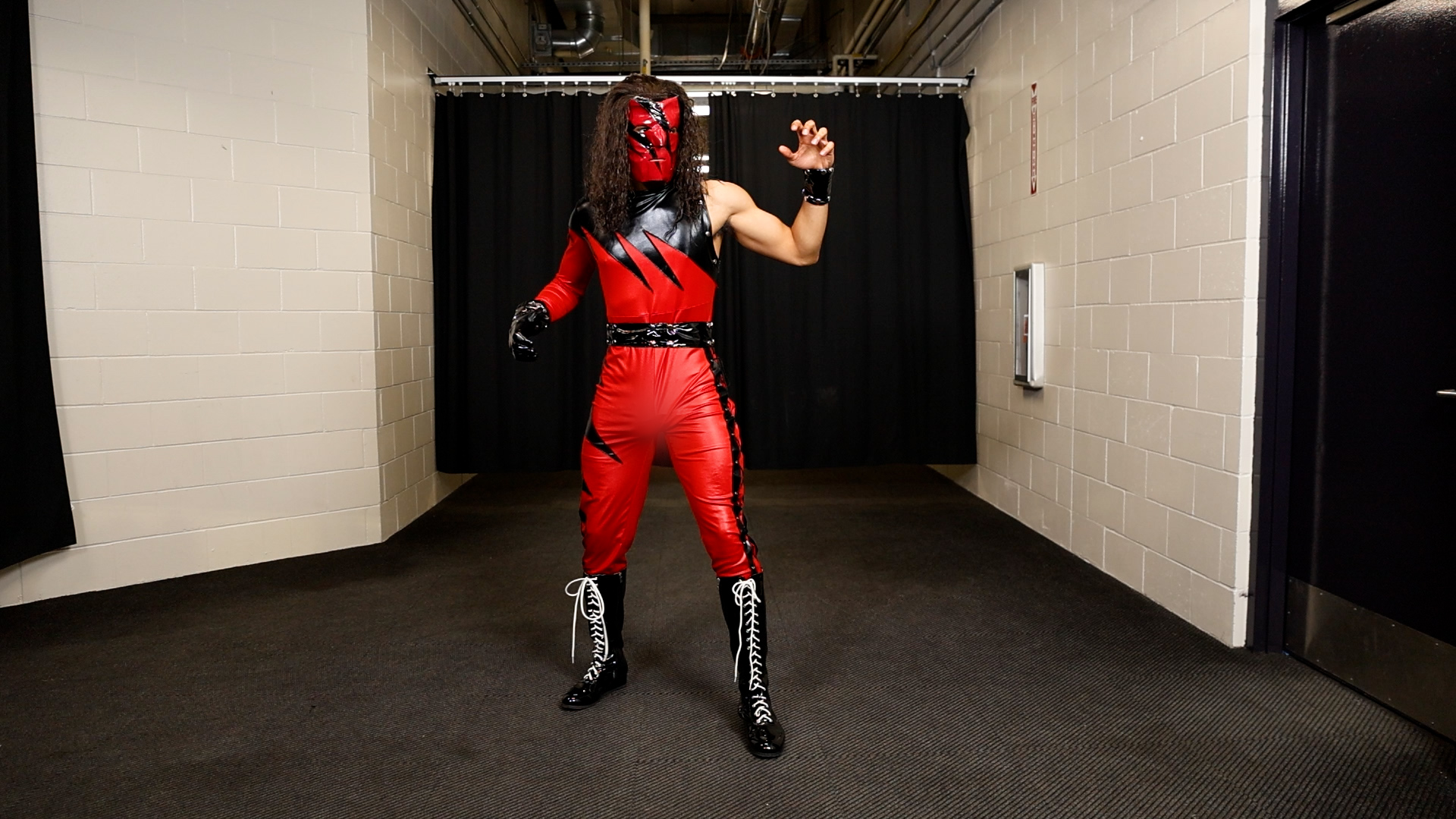 FUN6301AD WWE Kane Men's Costume_02